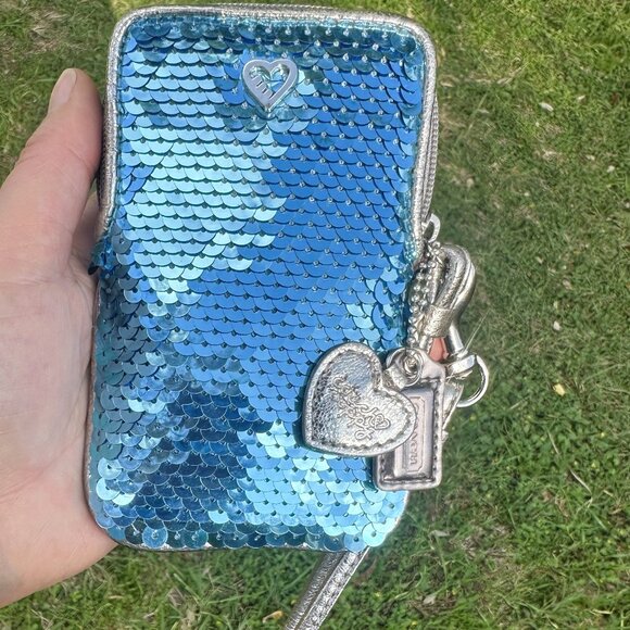 Coach Poppy Universal Sequin Limited Edition  Phone Case/Wristlet Chambray - Picture 6 of 16